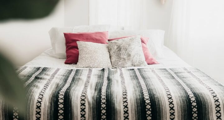 6 decorative tricks to make your bedroom look bigger