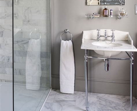 Quick and Easy Ways to Update a Bathroom