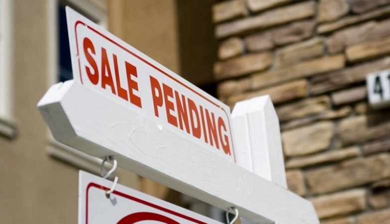 what does pending mean in real estate