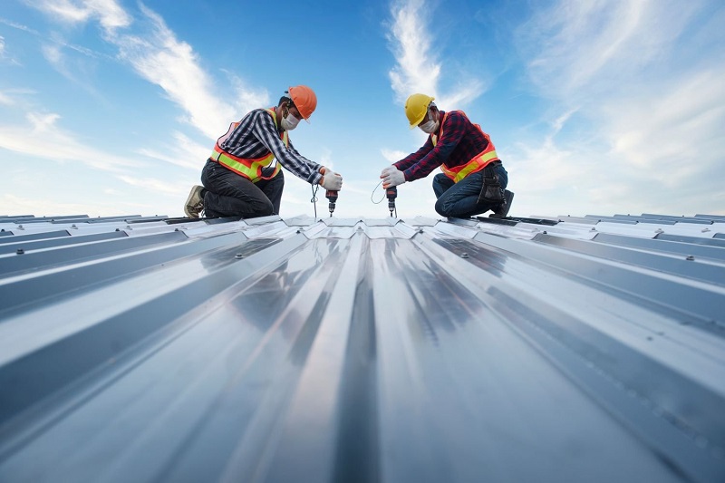 5 Tips For Finding The Best Commercial Roofing Contractor