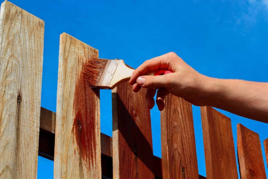How to Paint Your Garden Fences Visual Eyes Decor